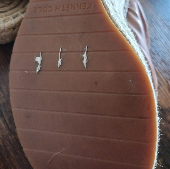 Wedges in Pink "Odele "Platform Wedges - Picture 2 of 6